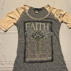 Daytrip Gray and Tan Tee #vintage #y2k